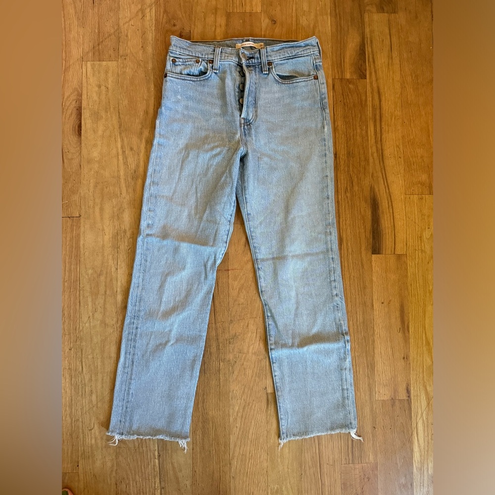 Levi’s Wedgie Straight